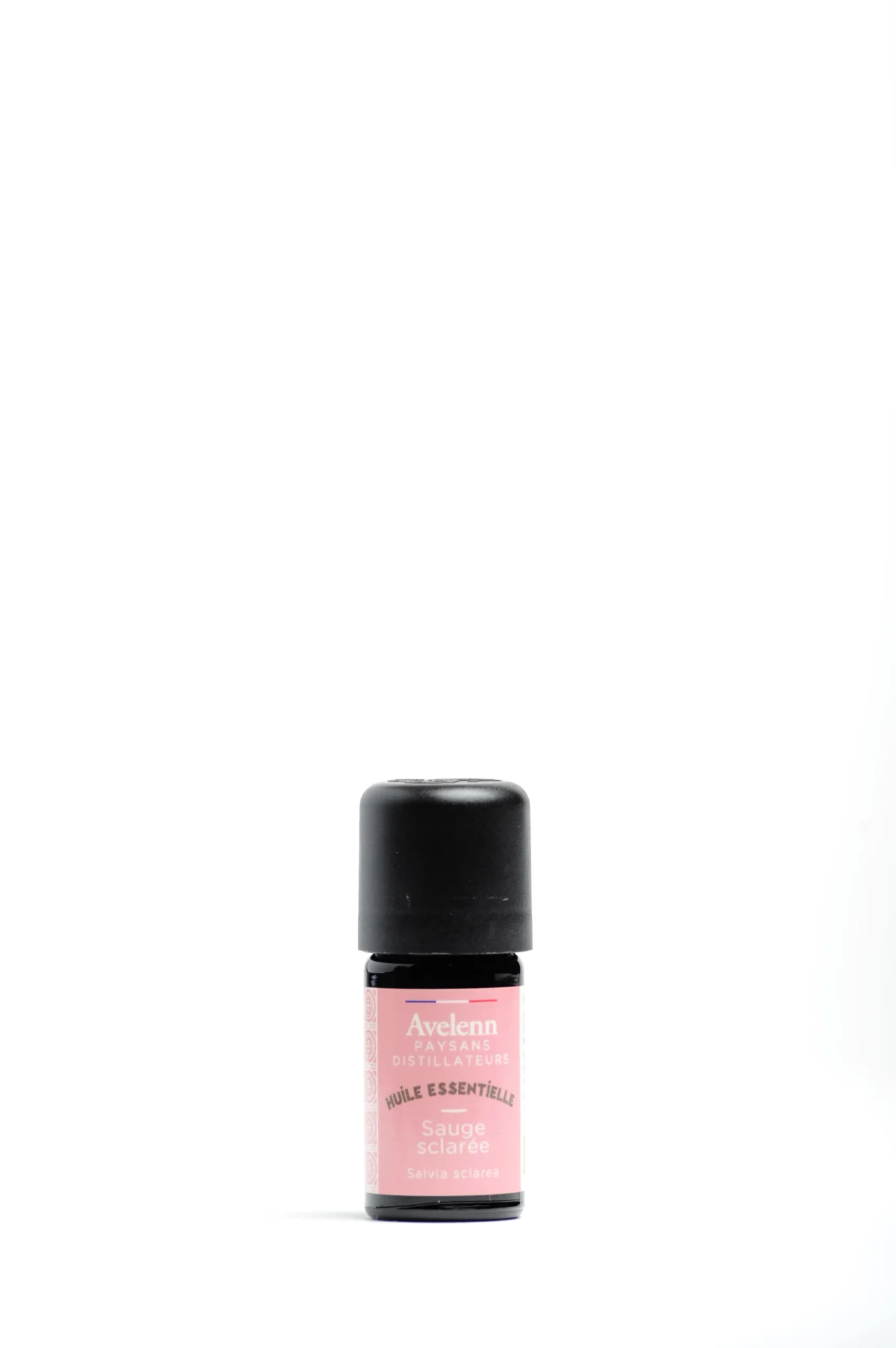 Flacon de 5 ml d'huile essentielle de sauge sclarée bio de la marque AVELENN